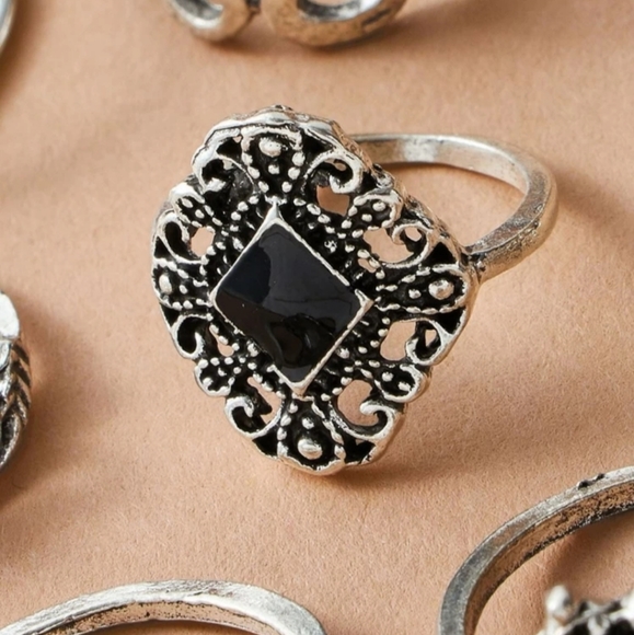 *Krea* 11 Piece Ring Set - Picture 4 of 4